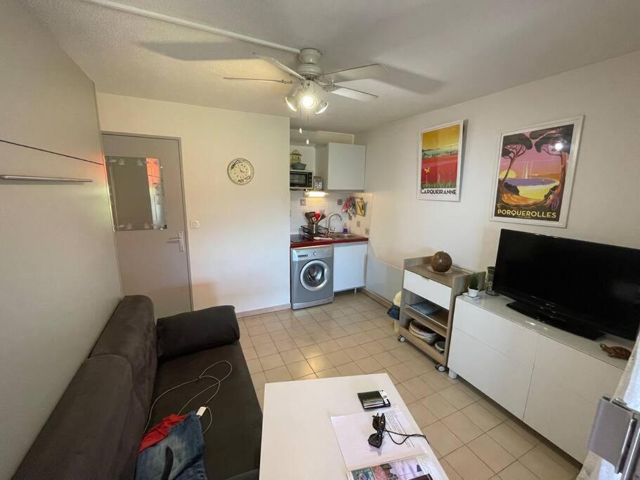 L'Escale Apartment การ์เกราน ภายนอก รูปภาพ